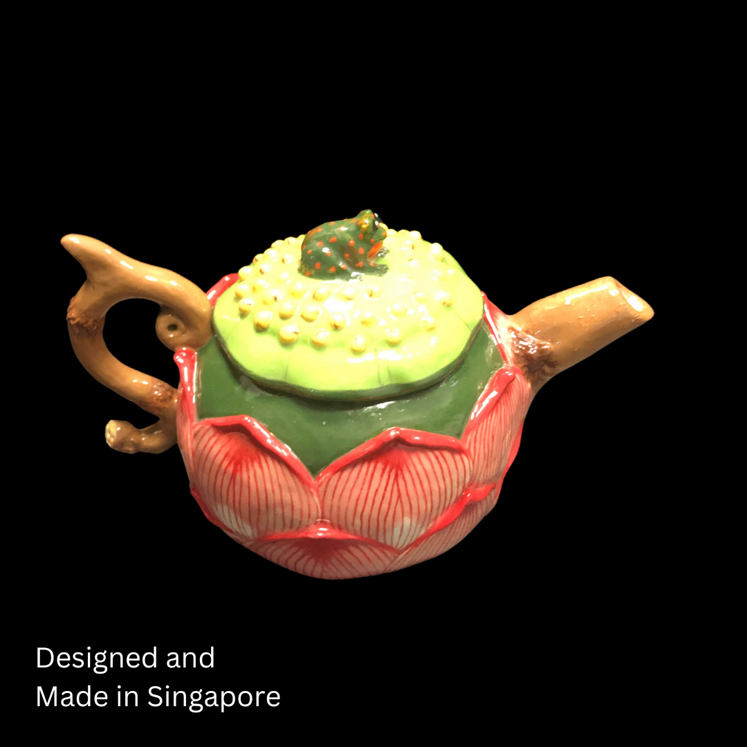 🐸Zygote Pottery– The Frog on Lotus Artpiece